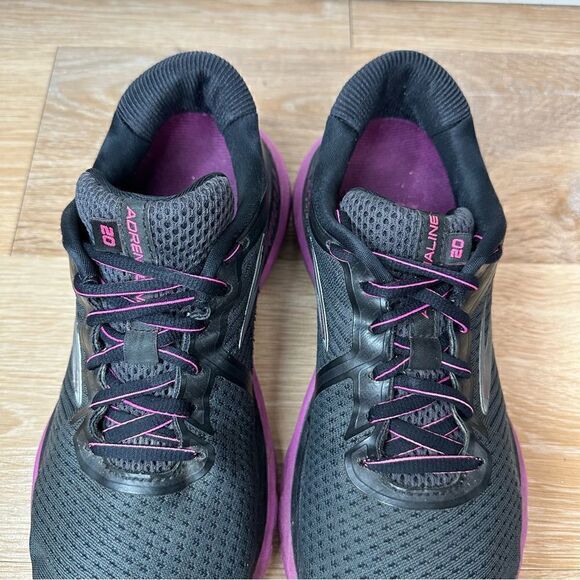 Brooks Adrenaline GTS 20 Black Running Shoes - Picture 8 of 12